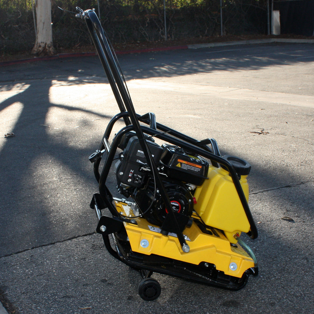 6.5HP Large Plate Walk behind Vibratory Plate Compactor Rammer Water Tank C110T