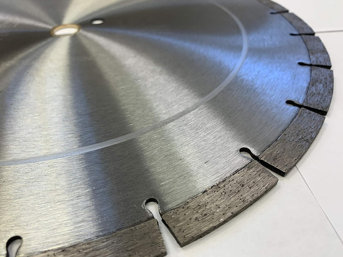 USA ADLSS 16 Inch Dry or Wet Cutting General Purpose Segmented High Speed Diamond Saw Blades for Concrete Stone Brick Masonry (16")